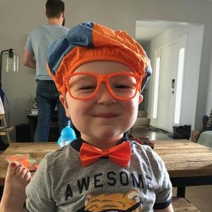 Meet your Posher, Sharon